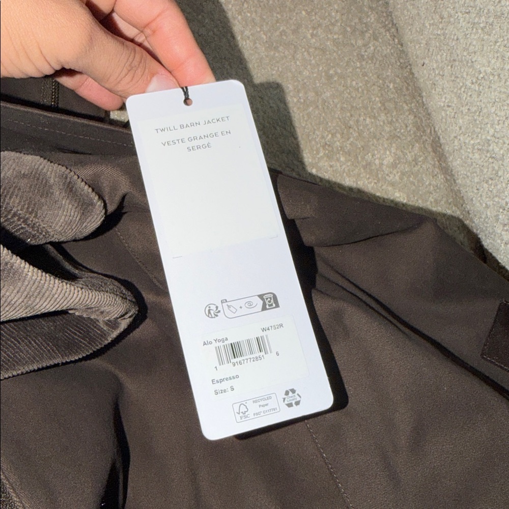 ALO YOGA twill barn jacket - Picture 9 of 10